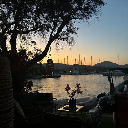 아파트 Les Pieds Dans L'eau