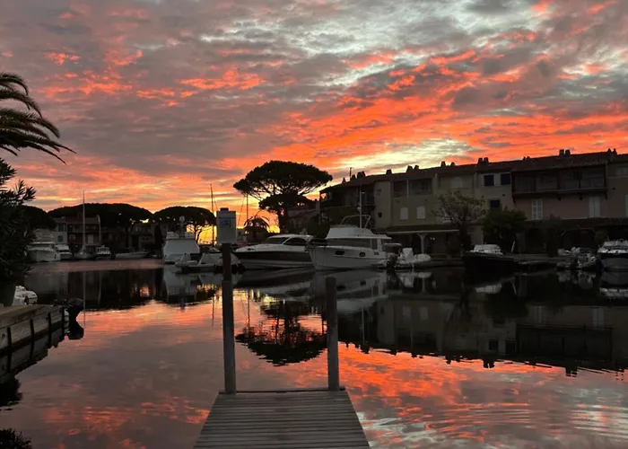 Les Pieds Dans L'eau Daire